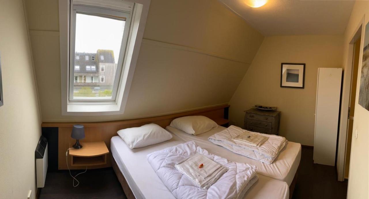 Appartement De Admiraal à Hollum  Extérieur photo